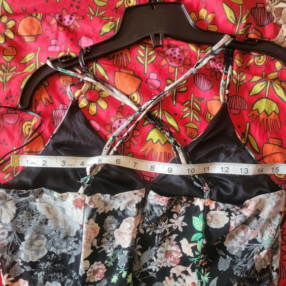 June&Hudson Floral Jumper - Picture 5 of 6